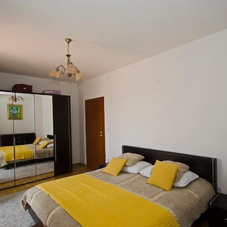 Rooms Leda Vrlika Kültér fotó